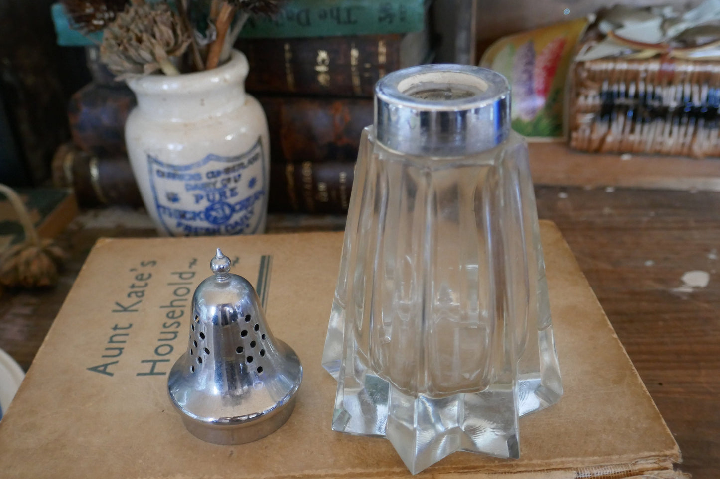 Art Deco Pressed glass Sugar Shaker - Vintage Sugar Shaker - Vintage Sugar Shifter - Vintage Sugar Pot - Vintage Sugar Sifter Sugar Shaker