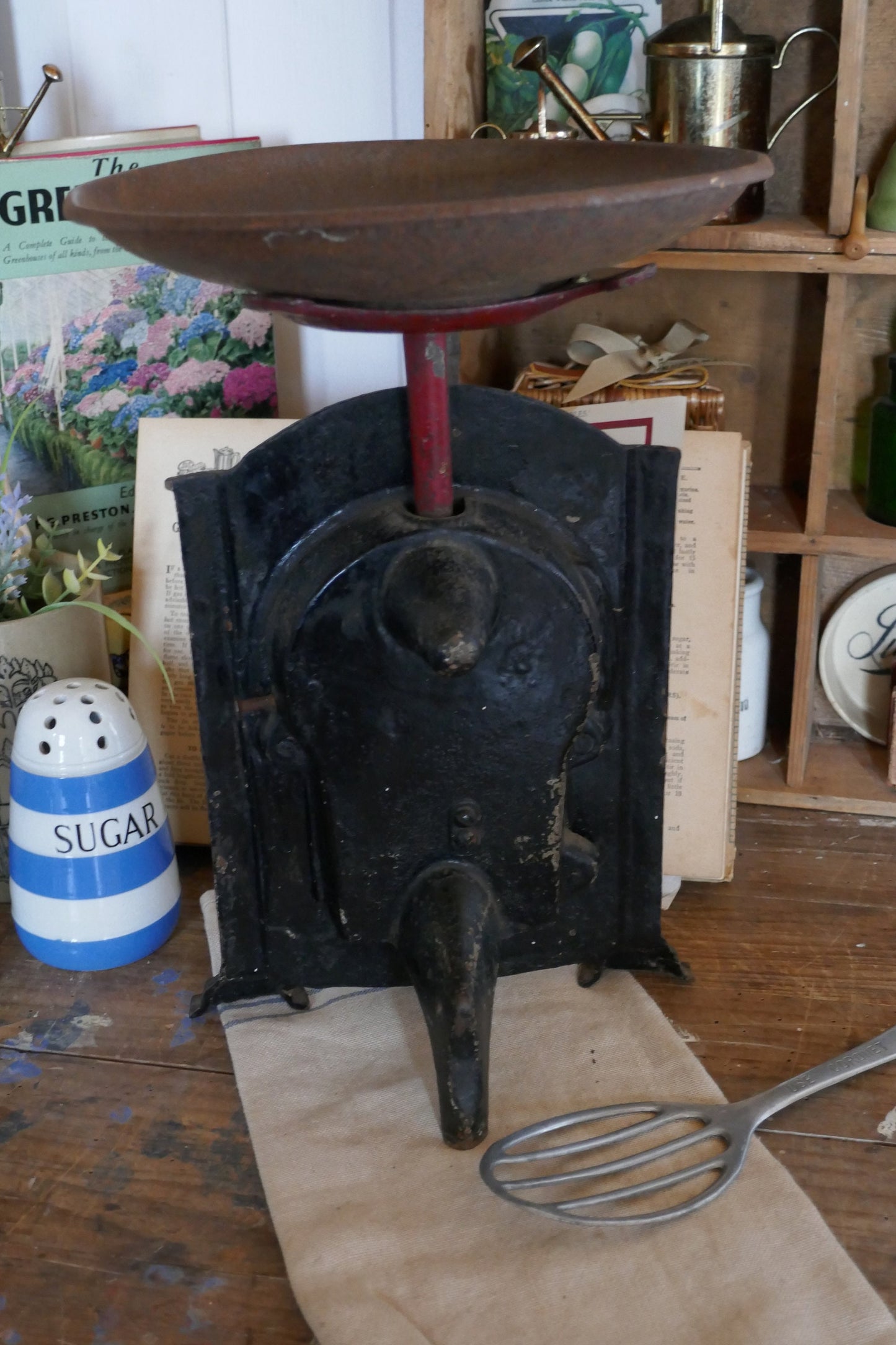 Vintage Kitchen Scale - Vintage European Scale - Kitchen Scales - Rustic Scale - Vintage Scale - kitchen scales - Farmhouse Decor - Scales