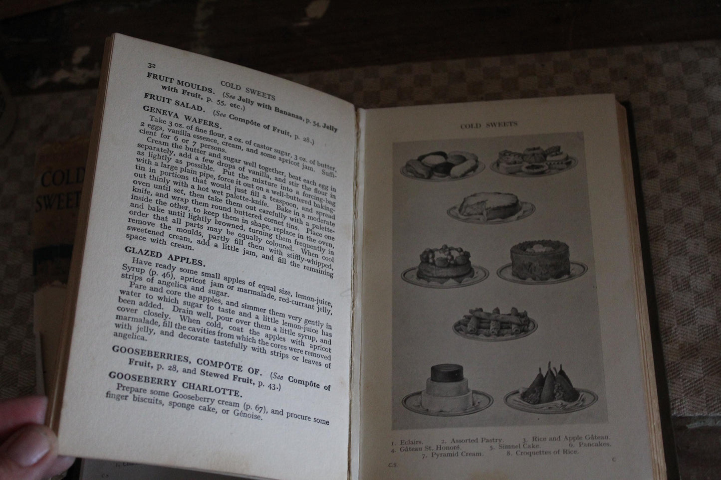 Vintage English Recipe Book, Cookery Book, Cook Book, English Cookery Book, English Recipe Book, Mrs Beeton, Antique Book, old Book, Recipes