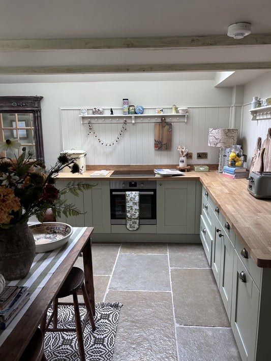 10 Ways to Decorate a Vintage Kitchen