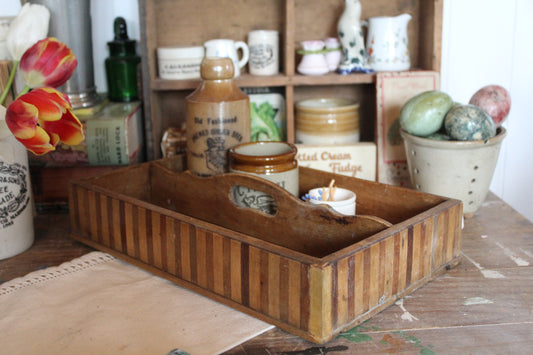 Vintage Wooden Cutlery Caddy: Decorative Storage Tray