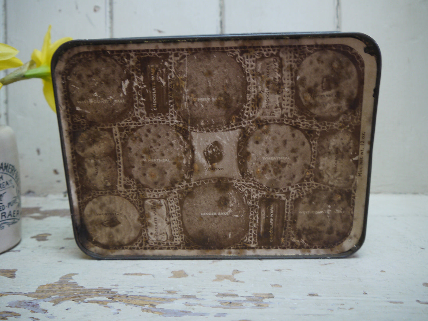 Vintage Tin - Vintage Biscuit Tin - Made In England - Vintage Advertising Tin  - Vintage Sweet Tin - Storage tin -  vintage biscuit tin