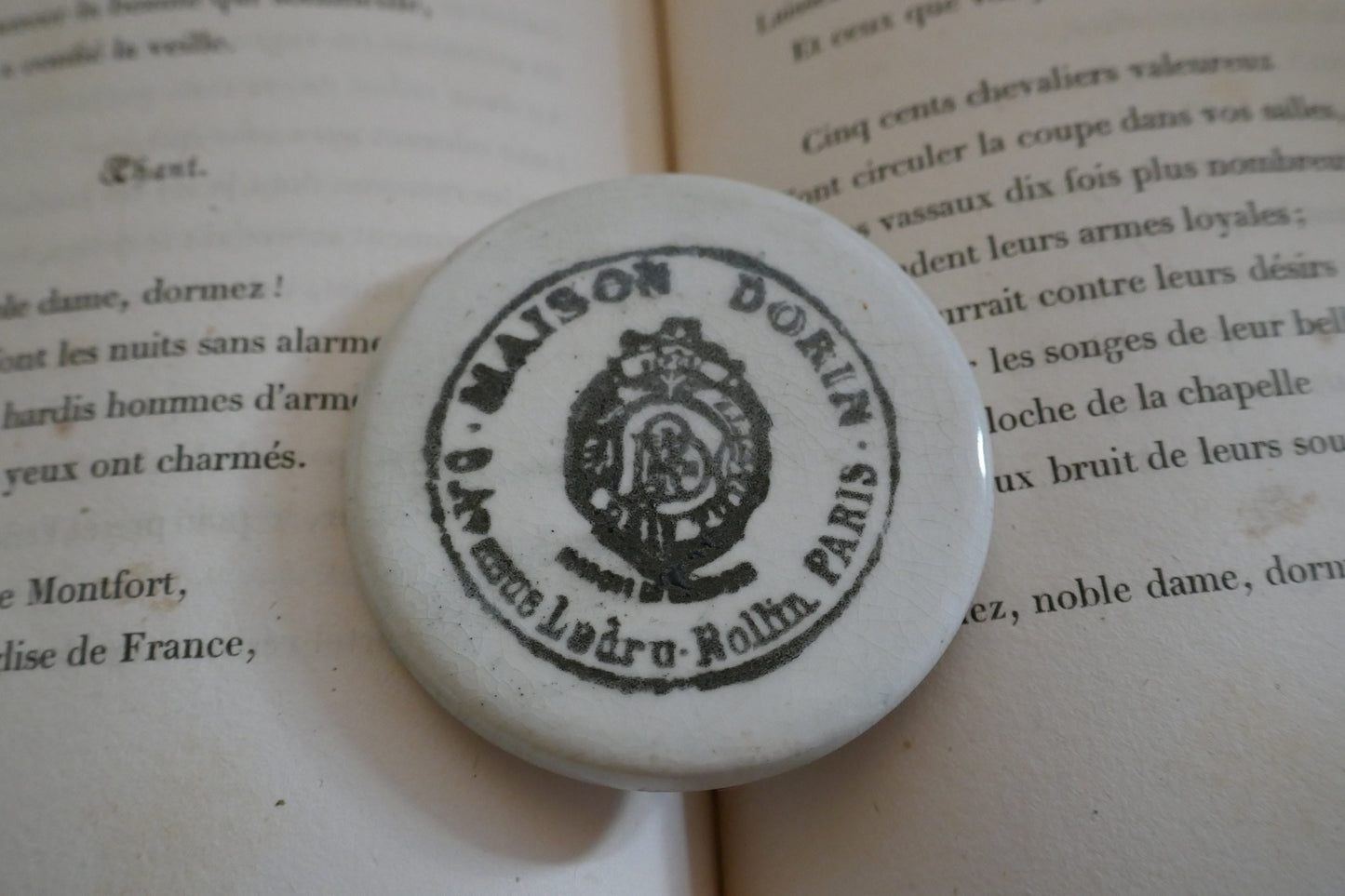 Antique Advertising Pot - Antique Maison Dorin Paris Transfer Printed Victorian Pot Lid - Circa 1890 - Antique Advertising - Farmhouse Decor