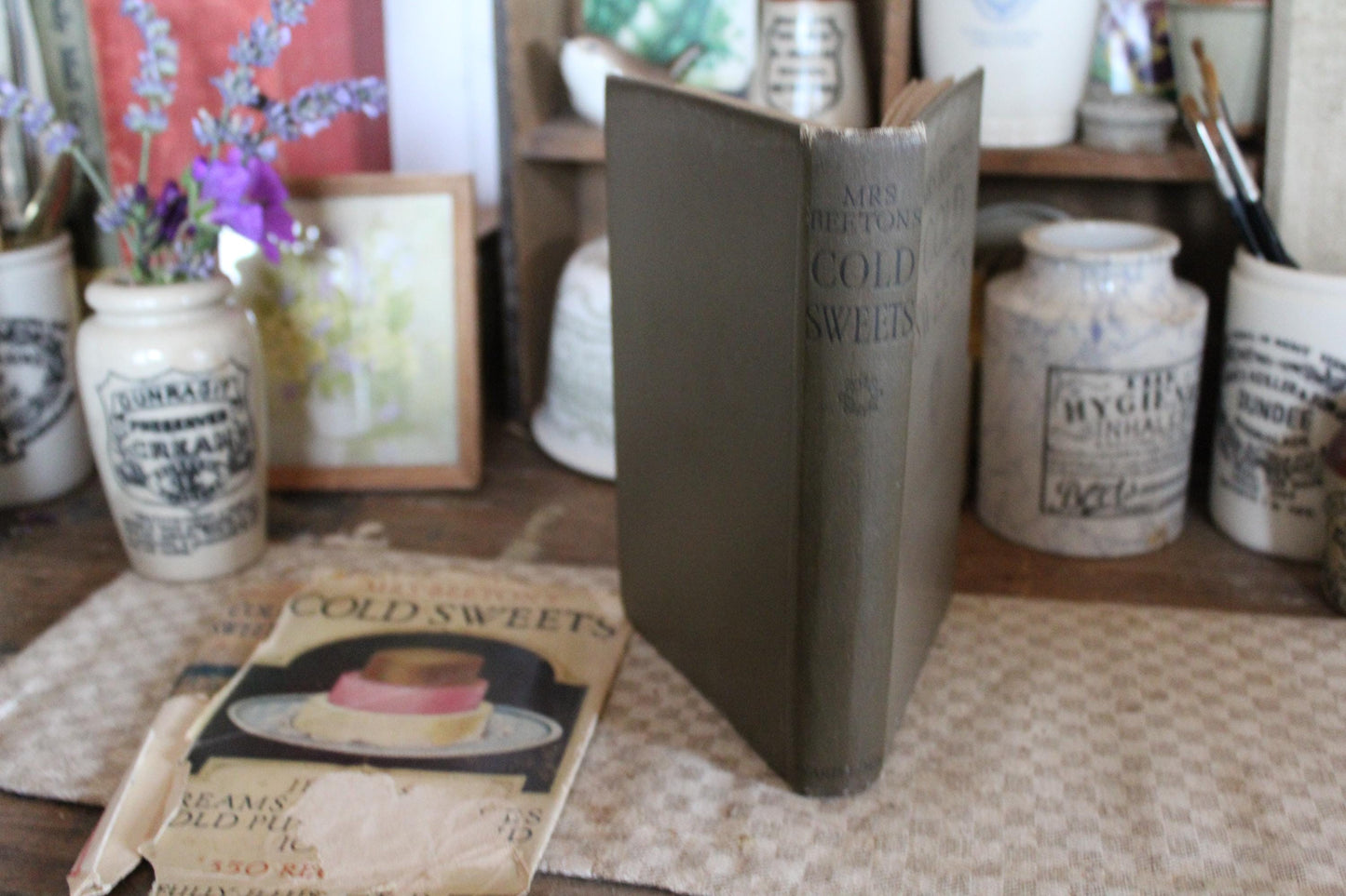 Vintage English Recipe Book, Cookery Book, Cook Book, English Cookery Book, English Recipe Book, Mrs Beeton, Antique Book, old Book, Recipes